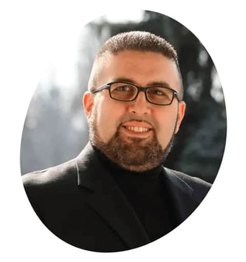 Max Valle - Internet Business Specialist
