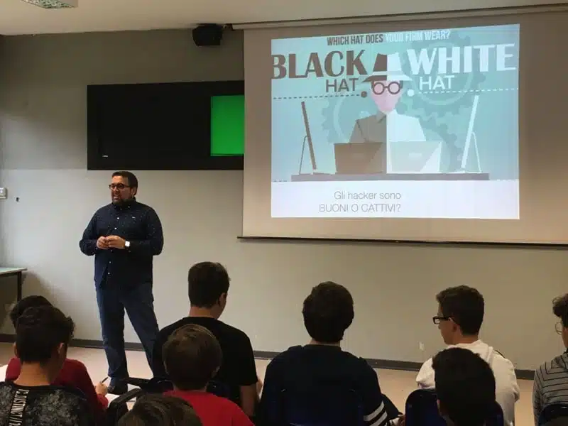 Didattica scolastica sul tema "Usare internet in modo consapevole e sicuro"