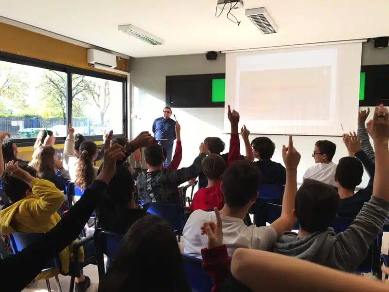 Didattica scolastica sul tema "Usare internet in modo consapevole e sicuro"